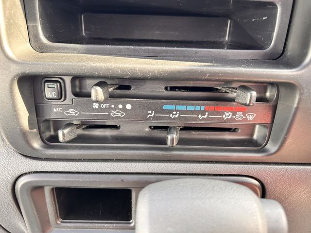 DAIHATSU HIJET CARGO 2017