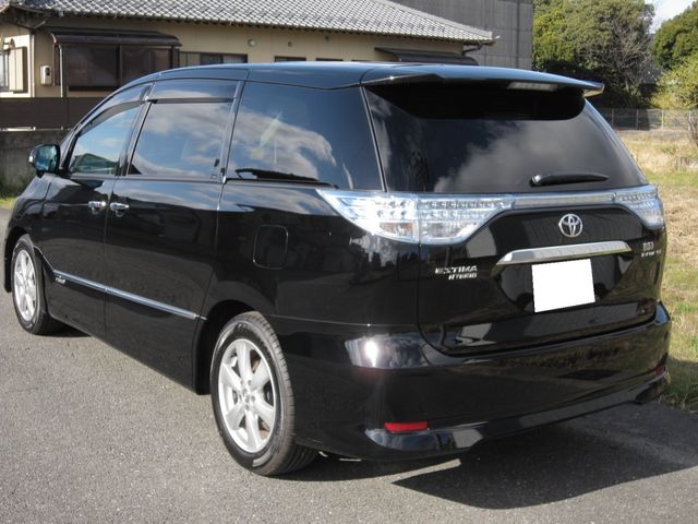 TOYOTA ESTIMA HYBRID 4WD 2011