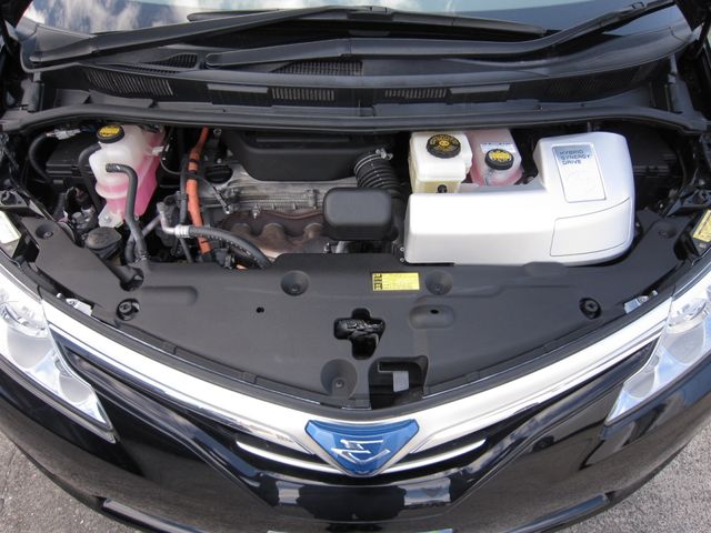 TOYOTA ESTIMA HYBRID 4WD 2011