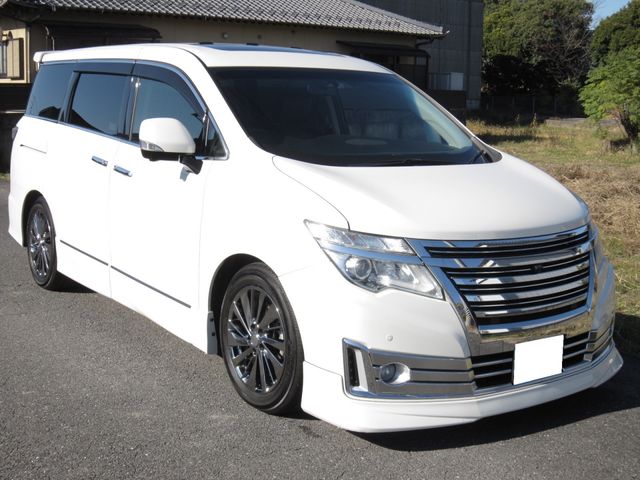 NISSAN ELGRAND 2014