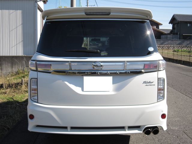 NISSAN ELGRAND 2014