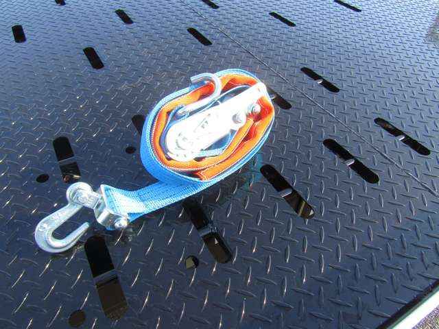 MITSUBISHI CANTER 2025