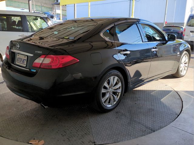 NISSAN FUGA HYBRID 2012