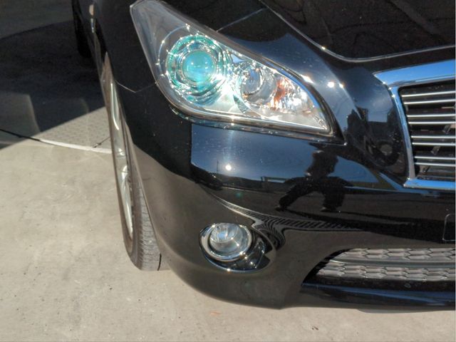 NISSAN FUGA HYBRID 2012