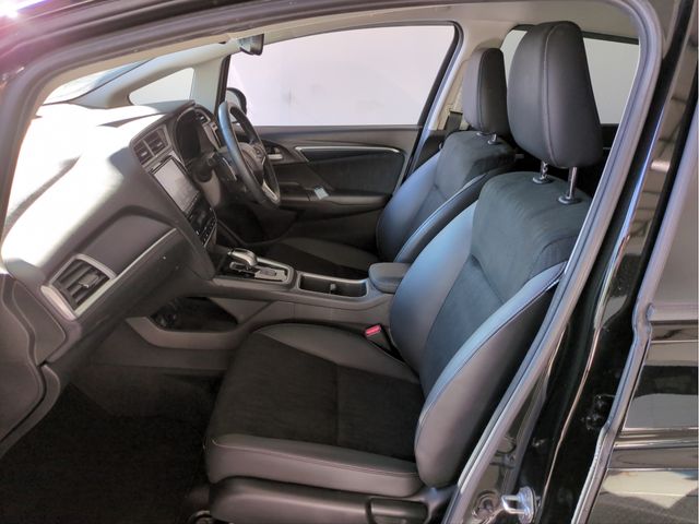 HONDA SHUTTLE HYBRID 2020