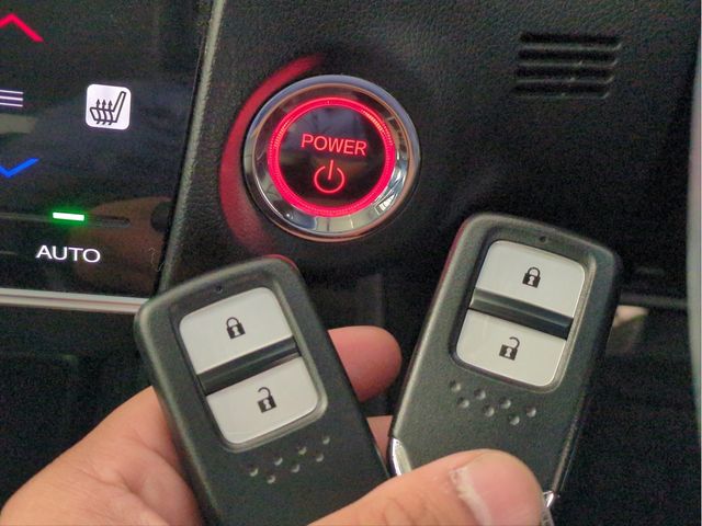 HONDA SHUTTLE HYBRID 2020