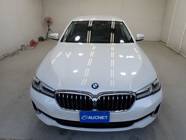 BMW BMW 5series sedan 2021