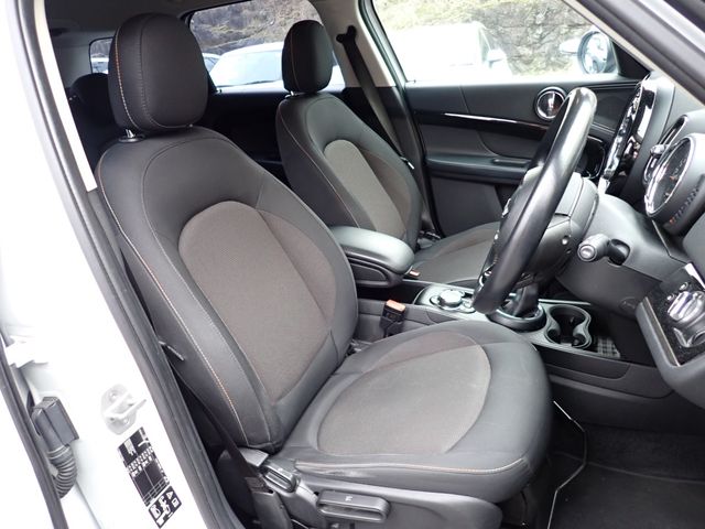 BMW BMW MINI COOPER D CROSSOVER 2017