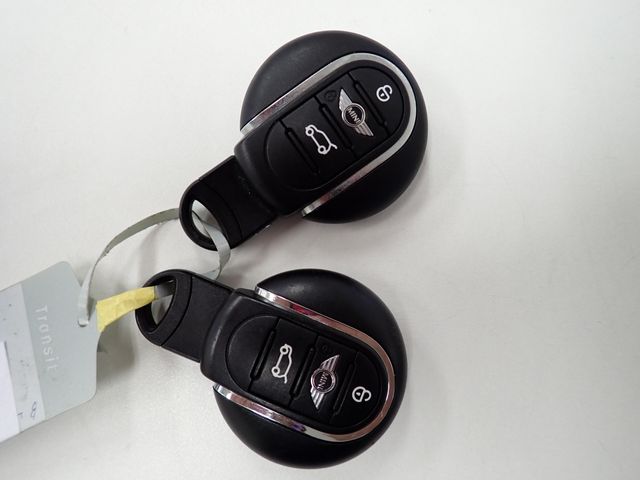 BMW BMW MINI COOPER D CROSSOVER 2017