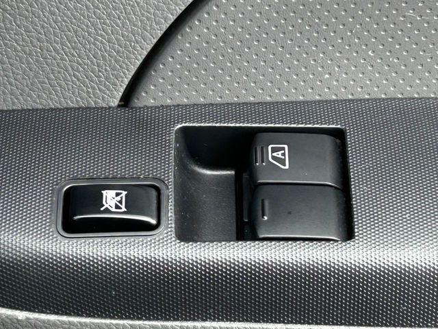 NISSAN NV350 CARAVAN 1.2t 2019