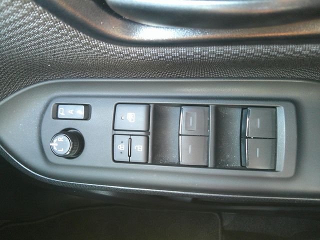 TOYOTA NOAH HYBRID 2020