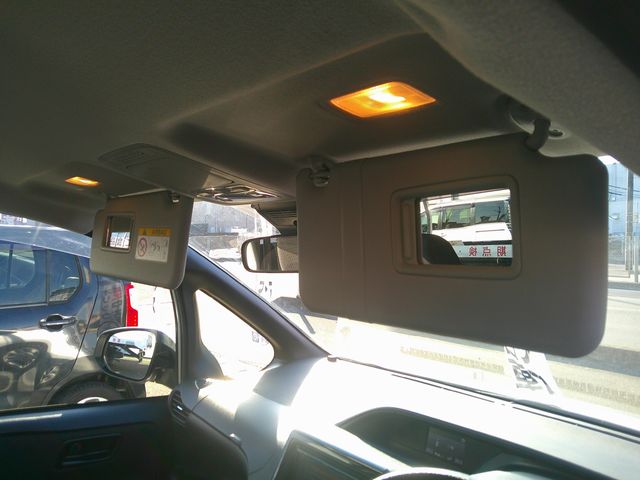 TOYOTA NOAH HYBRID 2020