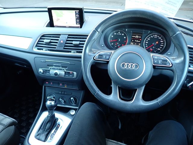 AUDI AUDI Q3 2016