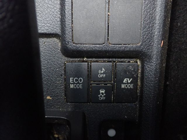 TOYOTA COROLLA FIELDER HYBRID 2016