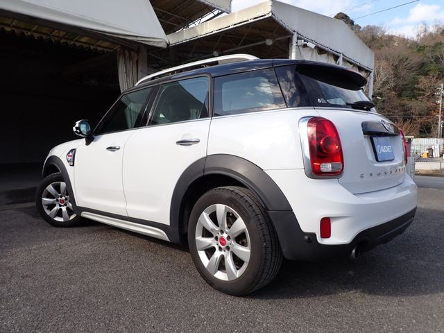 BMW BMW MINI COOPER D CROSSOVER 2017