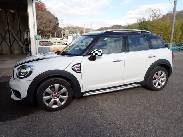 BMW BMW MINI COOPER D CROSSOVER 2017