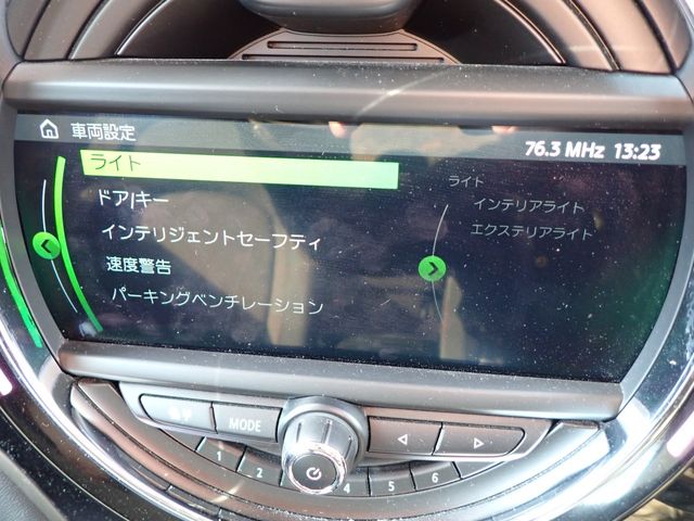 BMW BMW MINI COOPER D CROSSOVER 2017