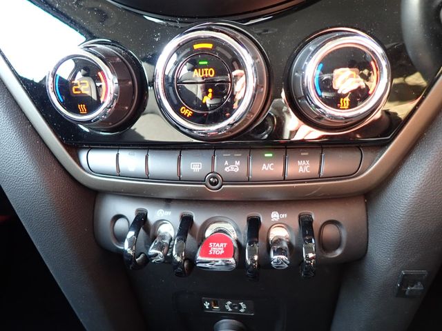 BMW BMW MINI COOPER D CROSSOVER 2017