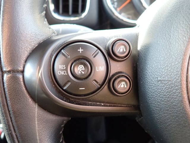 BMW BMW MINI COOPER D CROSSOVER 2017