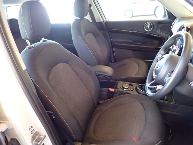 BMW BMW MINI COOPER D CROSSOVER 2017