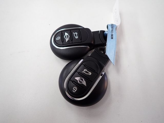 BMW BMW MINI COOPER D CROSSOVER 2017