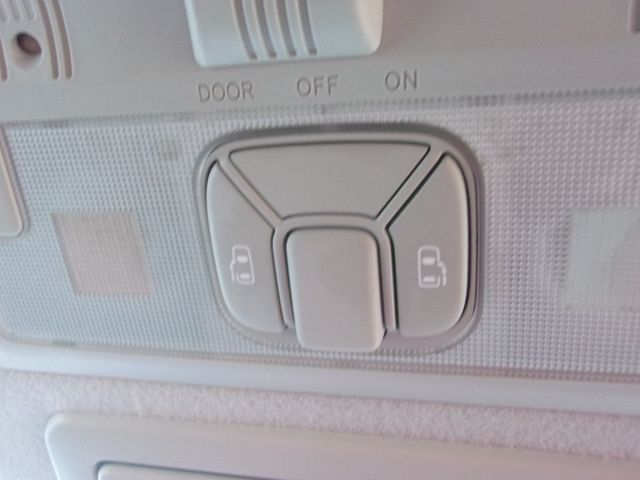 TOYOTA ESTIMA HYBRID 4WD 2012