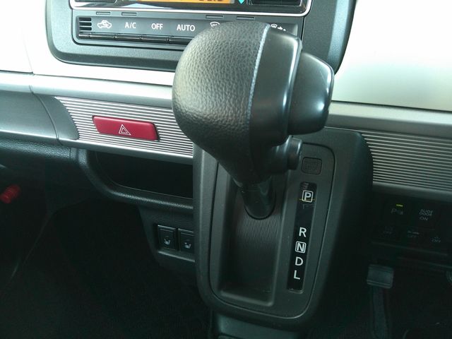 SUZUKI Spacia 4WD 2023