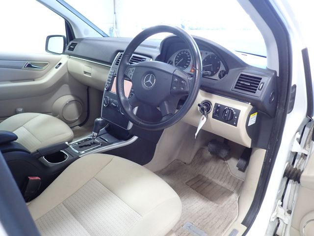 MERCEDES BENZ MERCEDES BENZ B class 2010