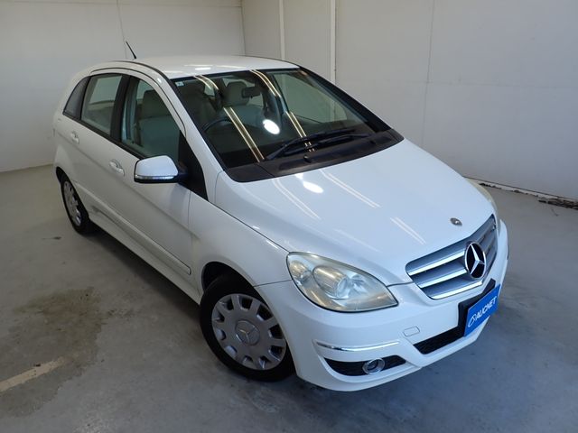 MERCEDES BENZ MERCEDES BENZ B class 2010