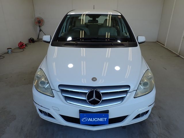 MERCEDES BENZ MERCEDES BENZ B class 2010