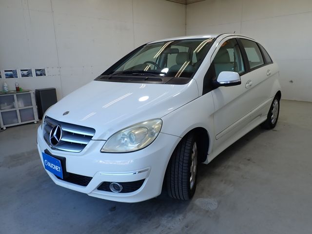 MERCEDES BENZ MERCEDES BENZ B class 2010