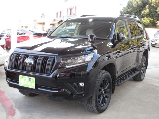 TOYOTA LANDCRUISER PRADO 2023