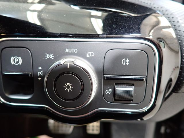 MERCEDES BENZ MERCEDES BENZ A class 2019