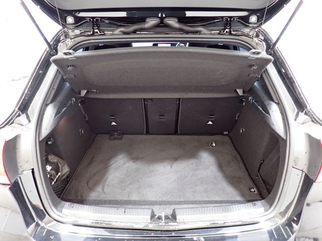 MERCEDES BENZ MERCEDES BENZ A class 2019