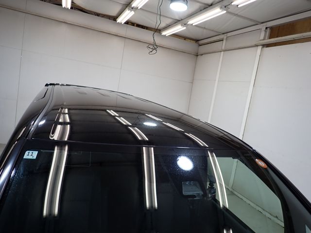 TOYOTA VOXY HYBRID 2018