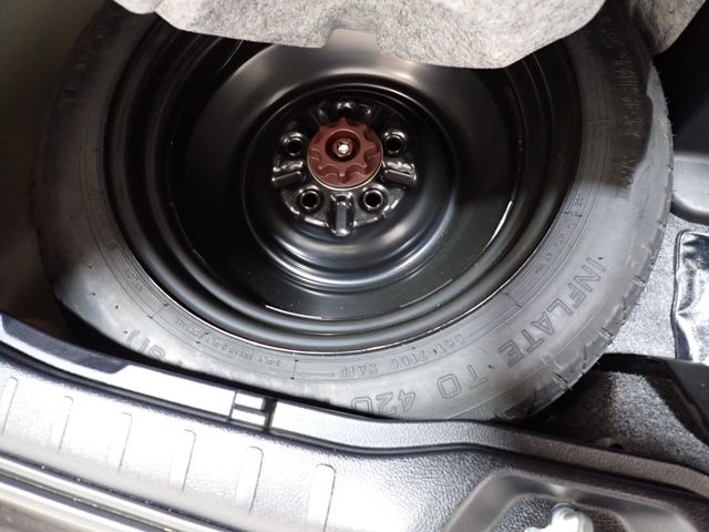 TOYOTA VOXY HYBRID 2018