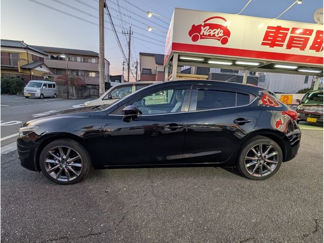 MAZDA AXELA SPORTS 2017