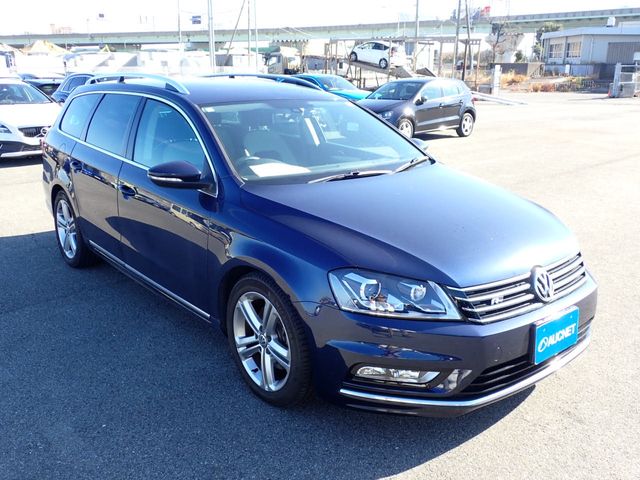 VOLKSWAGEN VOLKSWAGEN PASSAT VARIANT 2015