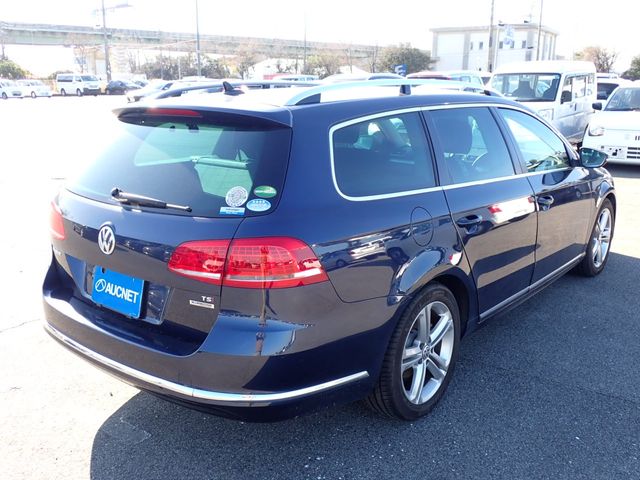 VOLKSWAGEN VOLKSWAGEN PASSAT VARIANT 2015