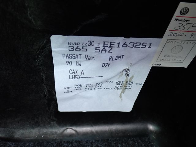 VOLKSWAGEN VOLKSWAGEN PASSAT VARIANT 2015