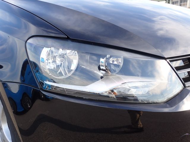 VOLKSWAGEN VOLKSWAGEN POLO 2011