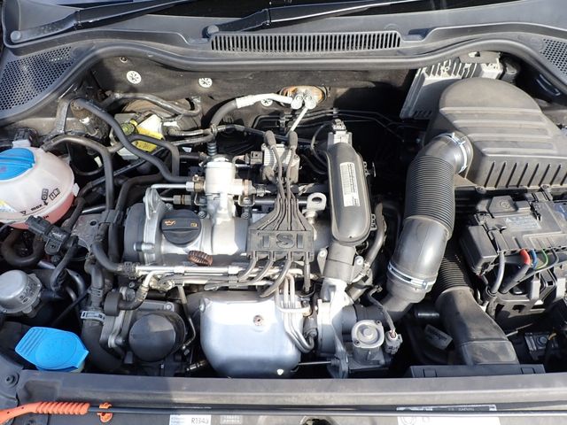 VOLKSWAGEN VOLKSWAGEN POLO 2011