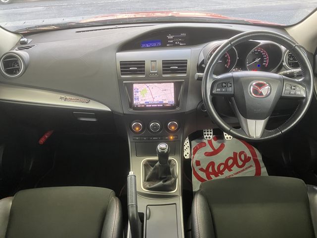 MAZDA AXELA SPORTS 2013