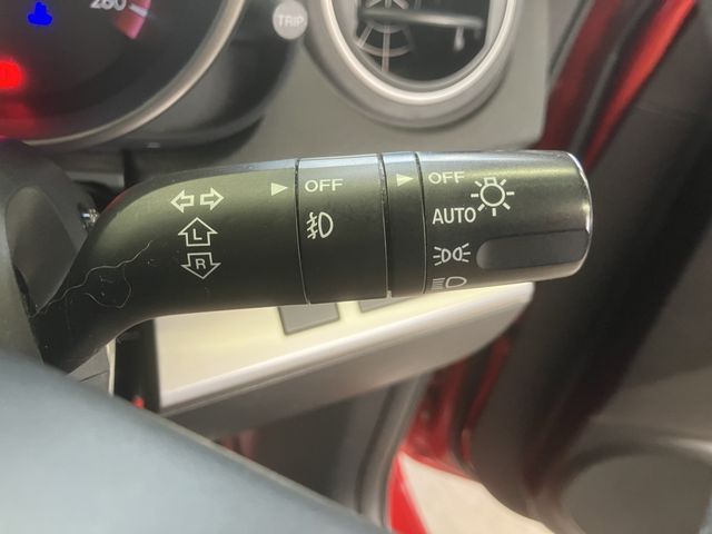 MAZDA AXELA SPORTS 2013