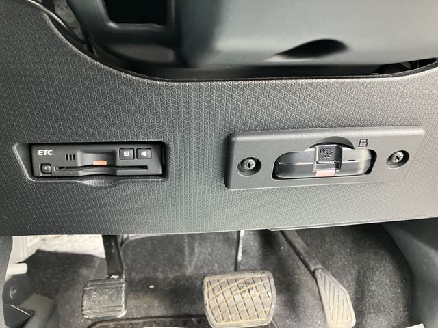 DAIHATSU TANTO CUSTOM 4WD 2021