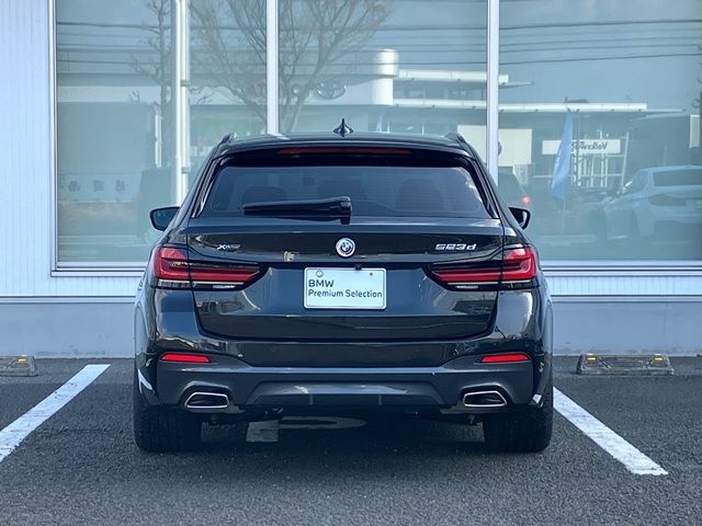 BMW BMW 5series TOURING 2022