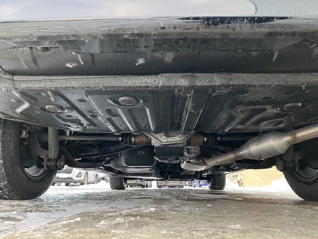 TOYOTA NOAH 4WD 2023