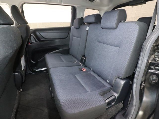 TOYOTA SIENTA HYBRID 2016