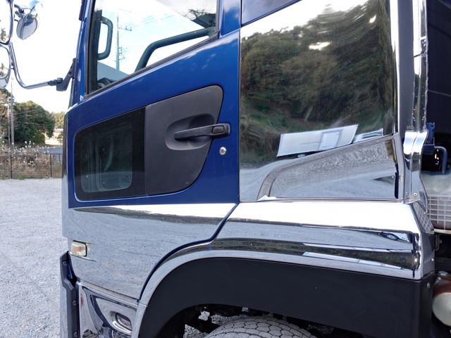 NISSAN DIESEL Quon 2018