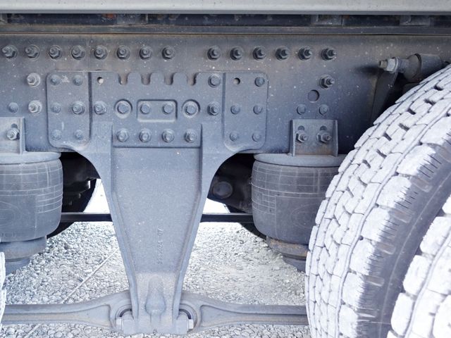 NISSAN DIESEL Quon 2018